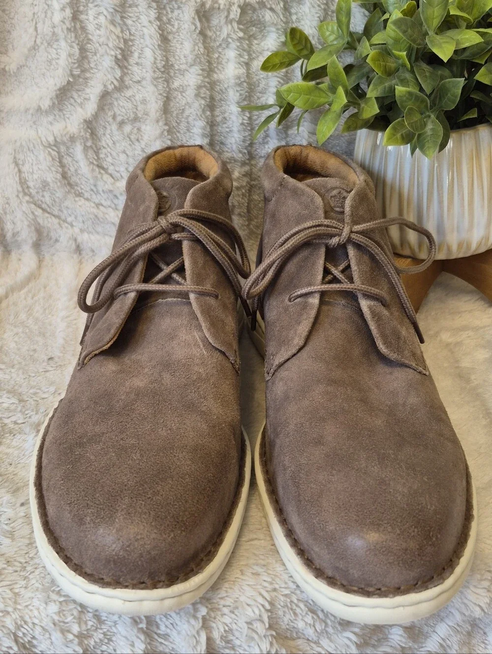 Born theo men’s
